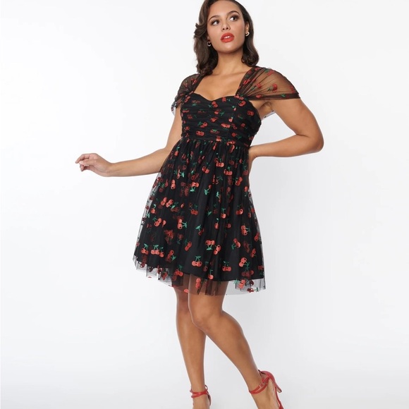 Unique Vintage Black Glitter Strawberry Tulle Mini Dress Size XL - Picture 2 of 4